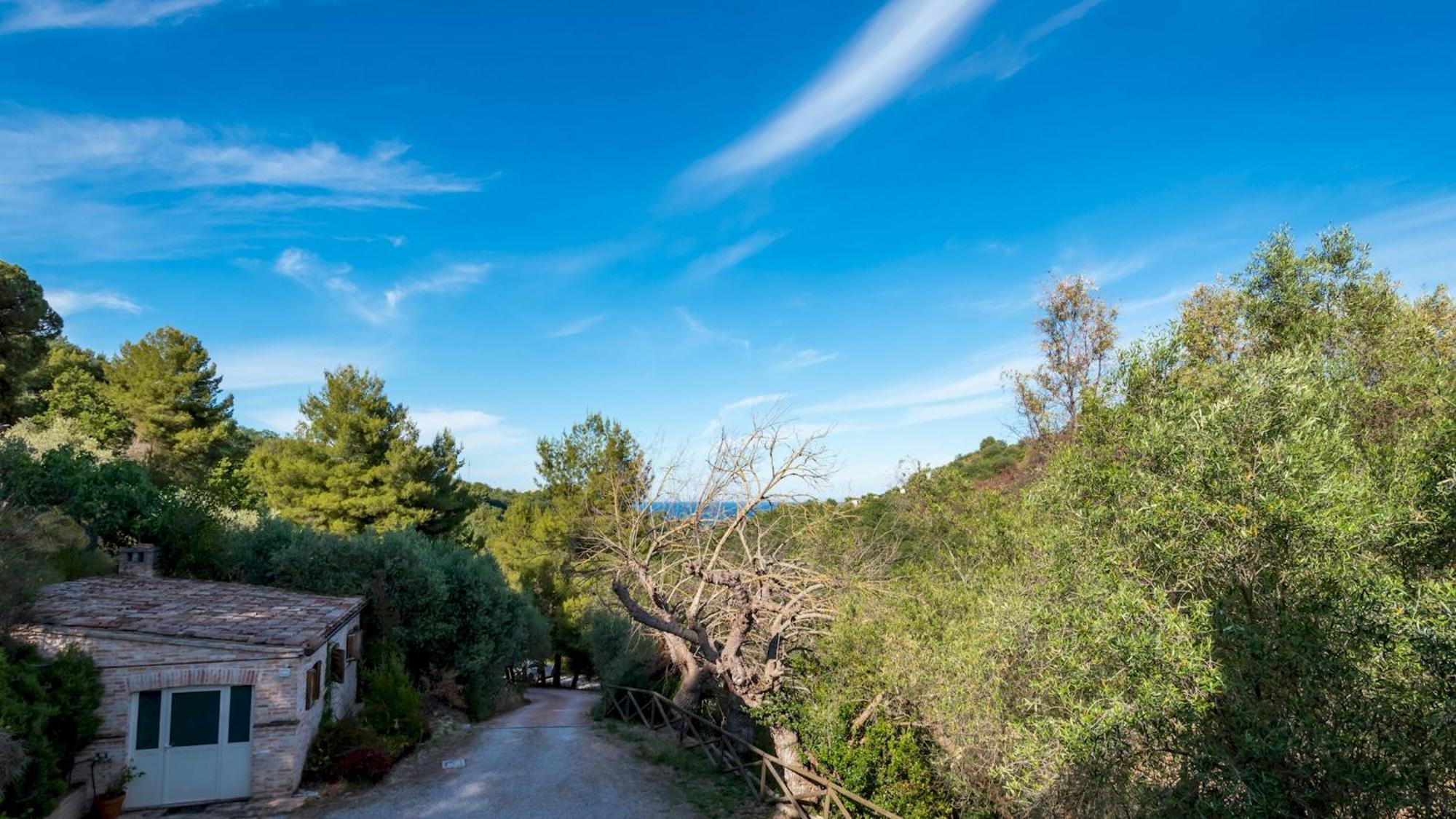 Casa Cantagallo 4&4, Emma Villas フェルモ エクステリア 写真